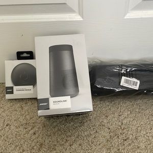 BOSE REVOLVE Bluetooth speaker with case and charging cradle